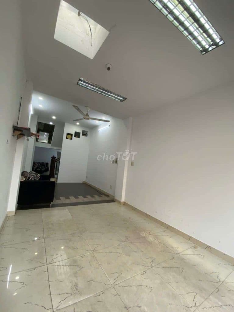 🔥NHỈNH 9 T.Ỷ. 👉 SỞ HỮU NGAY NHÀ MẶT TIỀN 55,4M2 XÓM CỦI Q8. . - Ảnh 3