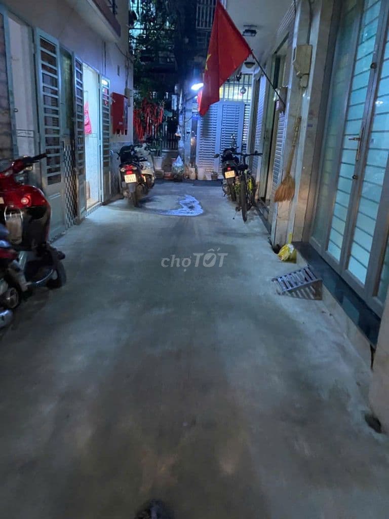 CẦN BÁN GẤP NHÀ PHẠM VĂN BẠCH - TÂN BÌNH