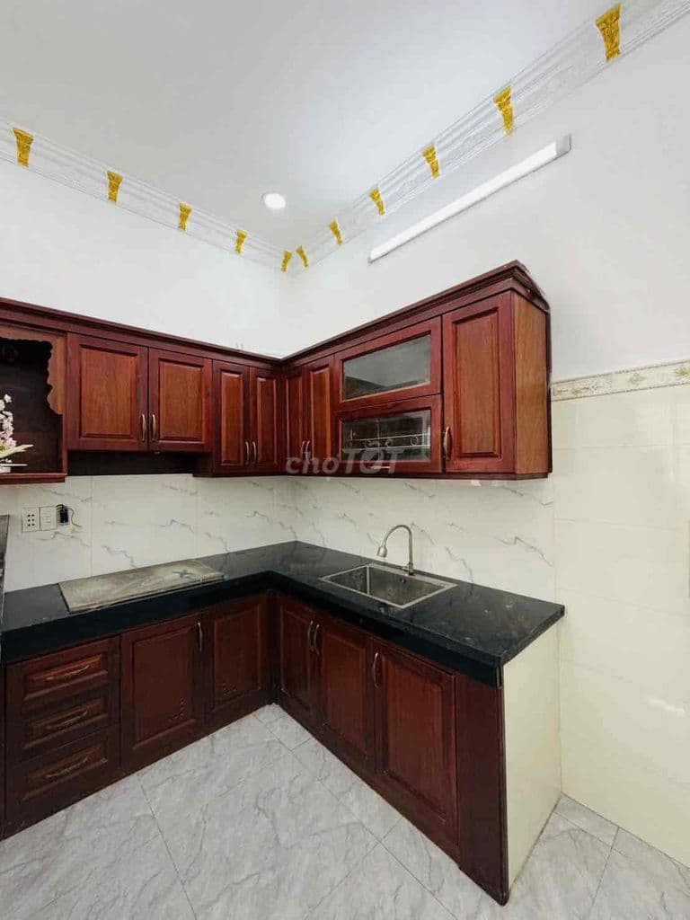 BÀ HOM QUẬN 6 - HẺM 4.5M THÔNG XE HƠI ĐỖ CỬA - 3 TẦNG - 4PN - 4.85 TỈ - Ảnh 2