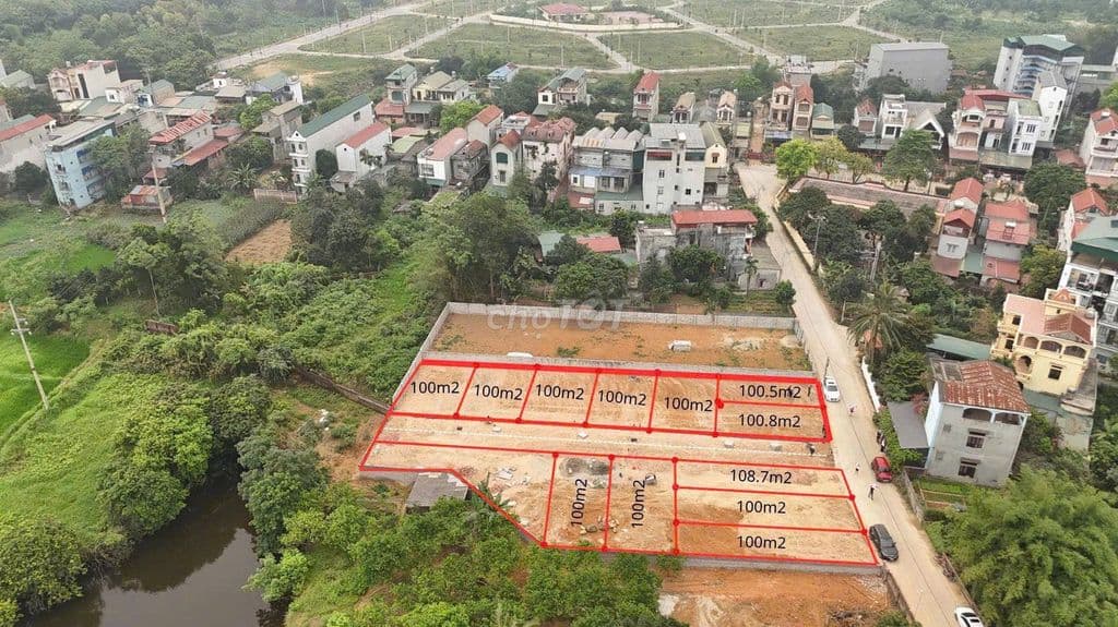 BÁN LÔ ĐẤT 100M2 NẰM GIỮA TỔ HỢP ĐẠI HỌC VÀ KHU CÔNG NGHÊ CAO 1 - Ảnh 2