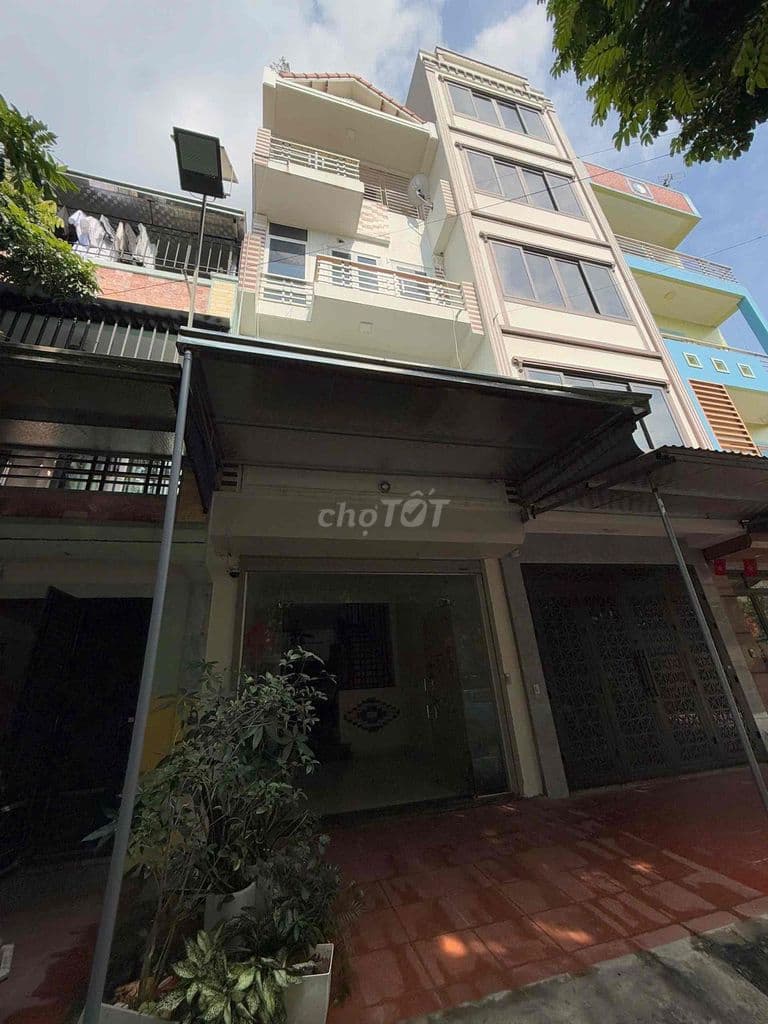 nhà dịch vụ Khu D Yên Nghĩa chỉ quá 12 tỷ