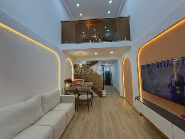 Bình thạnh, Hàng Xanh, DH Ngoại Thương, 30m2, 4pn. 3 tầng, 518T - Ảnh 3