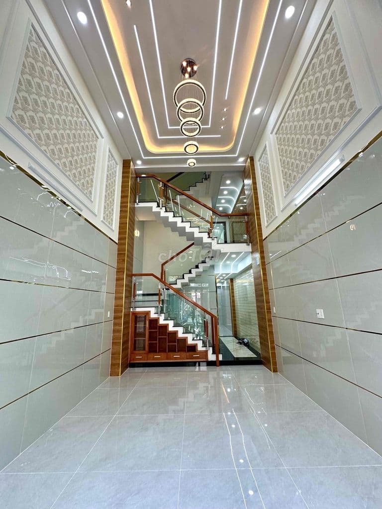 Nhà 4.5 tấm 4x18,5 thang máy 450kg hẻm 1 sẹc LÊ VĂN QUỚI - Ảnh 2