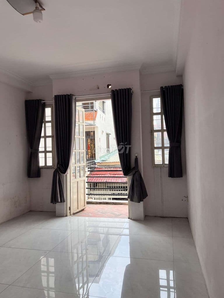 Nhà đẹp Hiệp Bình -hẻm ô tô 5m -300m ra Phạm Văn Đồng - Ảnh 3