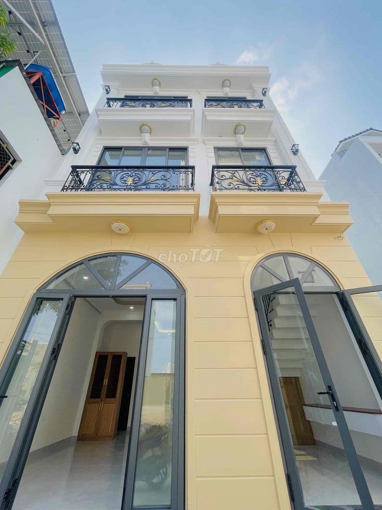 BIỆT THỰ MINI 3 TẦNG NGANG 6M NGAY CHỢ HIỆP BÌNH - SỬ DỤNG 80M2