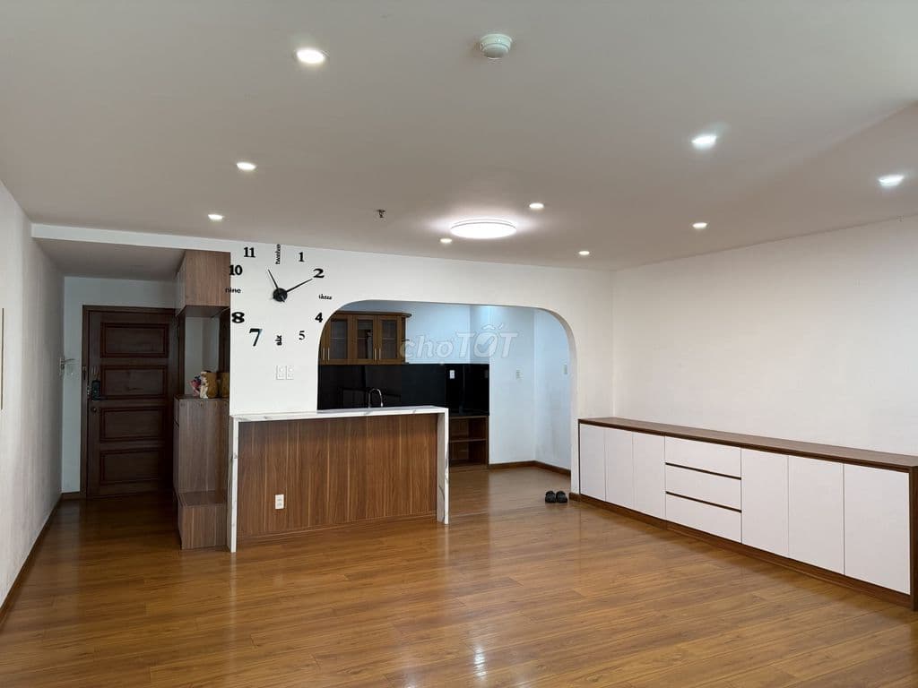 Bán căn hộ Giai Việt - Tạ Quang Bửu DT 150m2, 3PN, 2WC - Ảnh 2