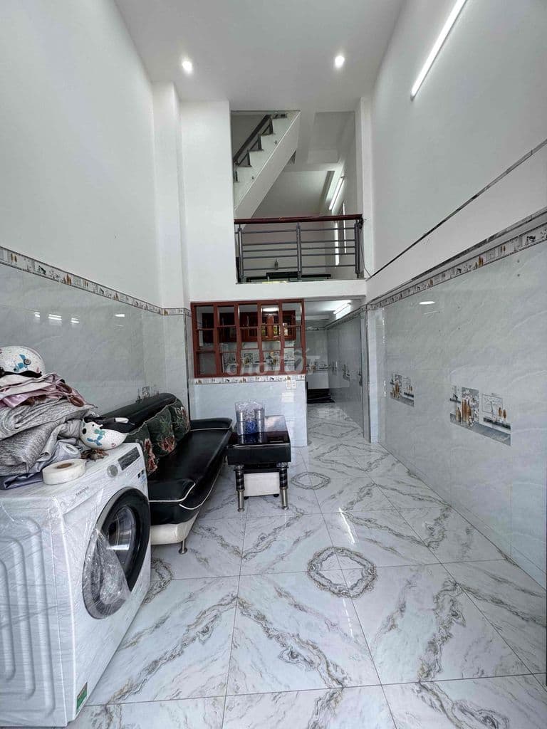 Bán nhà riêng xây dựng kiên cố, vào ở ngay - Ảnh 2