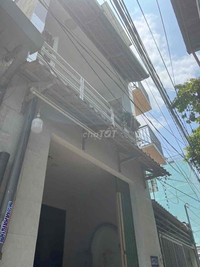 NHÀ Ở GÒ VẤP, PHẠM VĂN CHIÊU CẦN BÁN GẤP