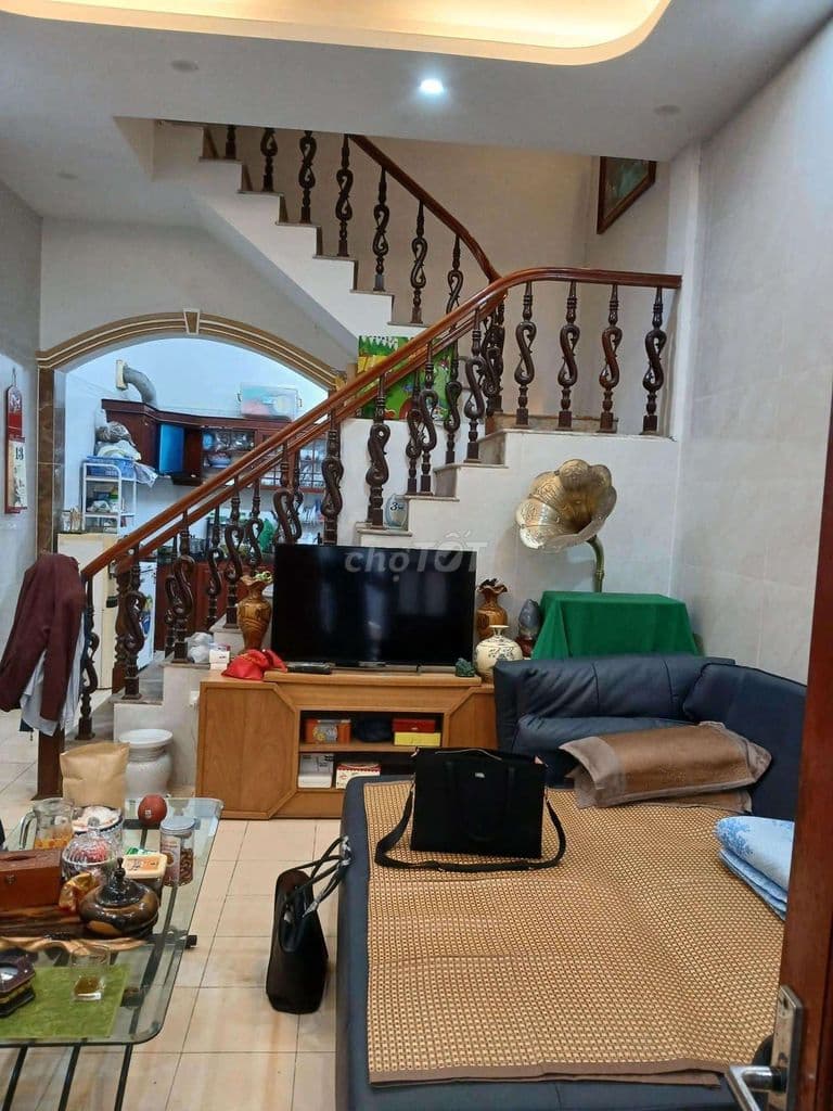 bán nhà đường trần phú - không quy hoạch, gần phố, ô tô tránh, 4 ngủ. - Ảnh 2