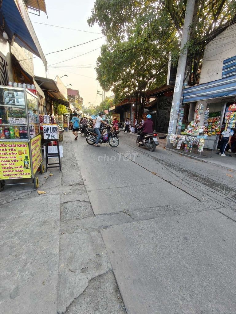 DÃY TRỌ 6 X50M SHR MẶT TIỀN ĐƯỜNG NGAY CỔNG TRƯỜNG HỌC CẤP 1, 2, VLA - Ảnh 3