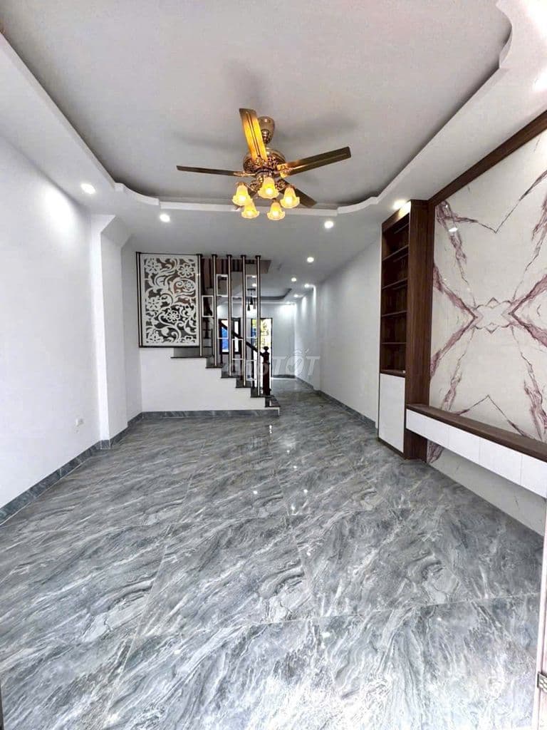 Chủ Cần Bán Gấp nhà 40m x 3T Oto đỗ cửa giá hơn 3 tỷ,Gần KĐT ĐÔ NGHĨA, - Ảnh 2
