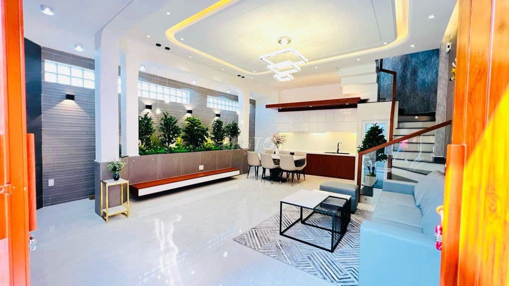 Hơn 6 tỷ-Nhà Gò Vấp-PVT- Đường lớn,Ngang 5m, xây 5 tầng,nội thất 5 sao - Ảnh 3