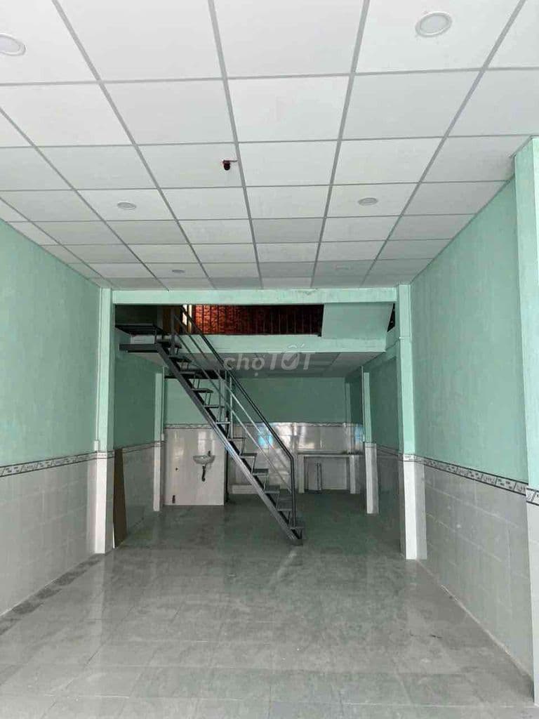 Nhà 1 trệt 1 lầu 4x15,5 hẻm 1 sẹc Nguyễn Văn Yến