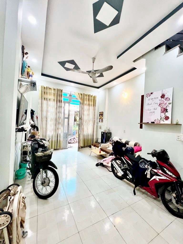 3 TỶ XÍU - NHÀ 3 TẦNG ĐẸP SÁT AEON MALL TÂN PHÚ - HẺM 5M THÔNG - Ảnh 2