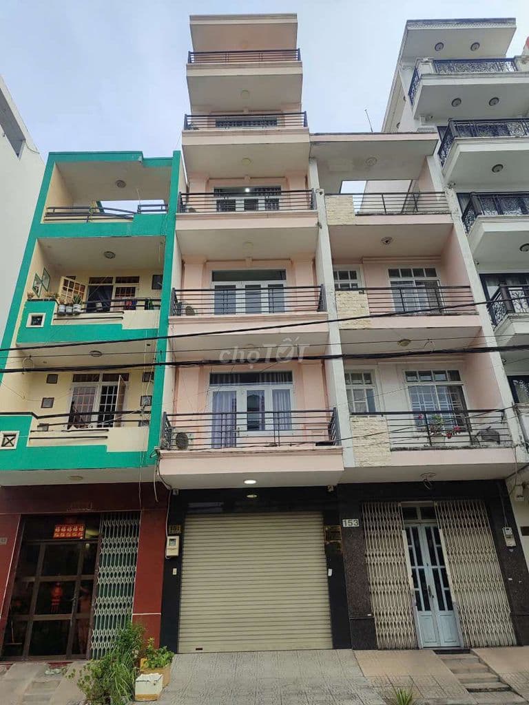 Toà nhà Song Hành 6 tầng 10PN full nội thất có thang máy