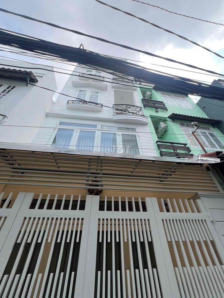 Chỉ: 7 Tỷ 750 - VIP BỜ KÈ TRƯỜNG SA – SAU LƯNG MẶT TIỀN – 41M² – 4 TẦN