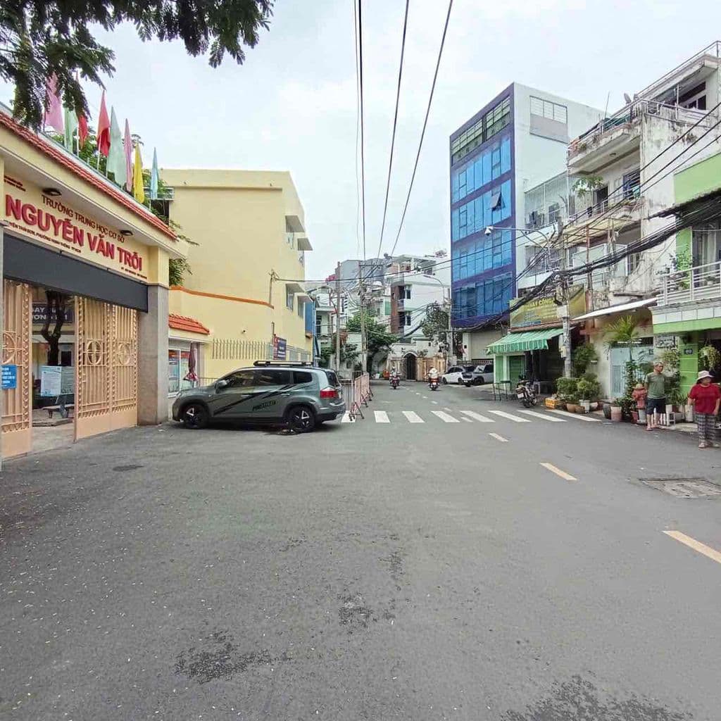 Chính chủ, nhà đắc địa, full nội thất