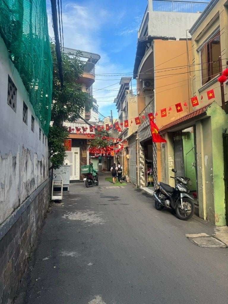 🔥🔥 GÒ VẤP. BÁ.N NHÀ QUANG TRUNG - 73m2 - NHÀ TRỆT - LỬNG - 3PN - 2WC