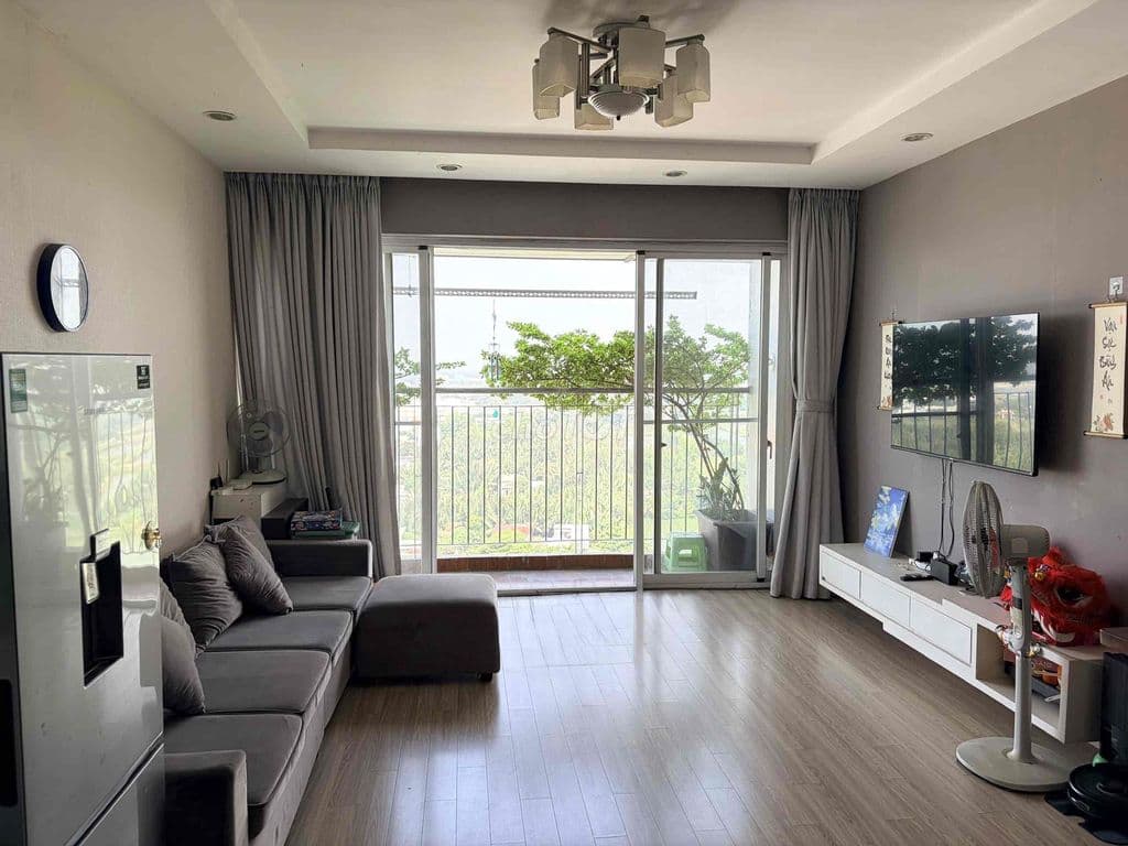 căn hộ 2pn-2wc full nội thất,sổ hồng riêng,inbox thương lượng giá tốt