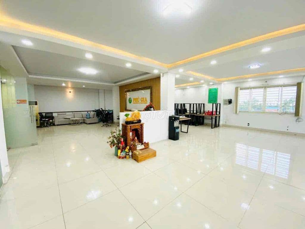 Cần bán nhà mặt tiền - Ảnh 2