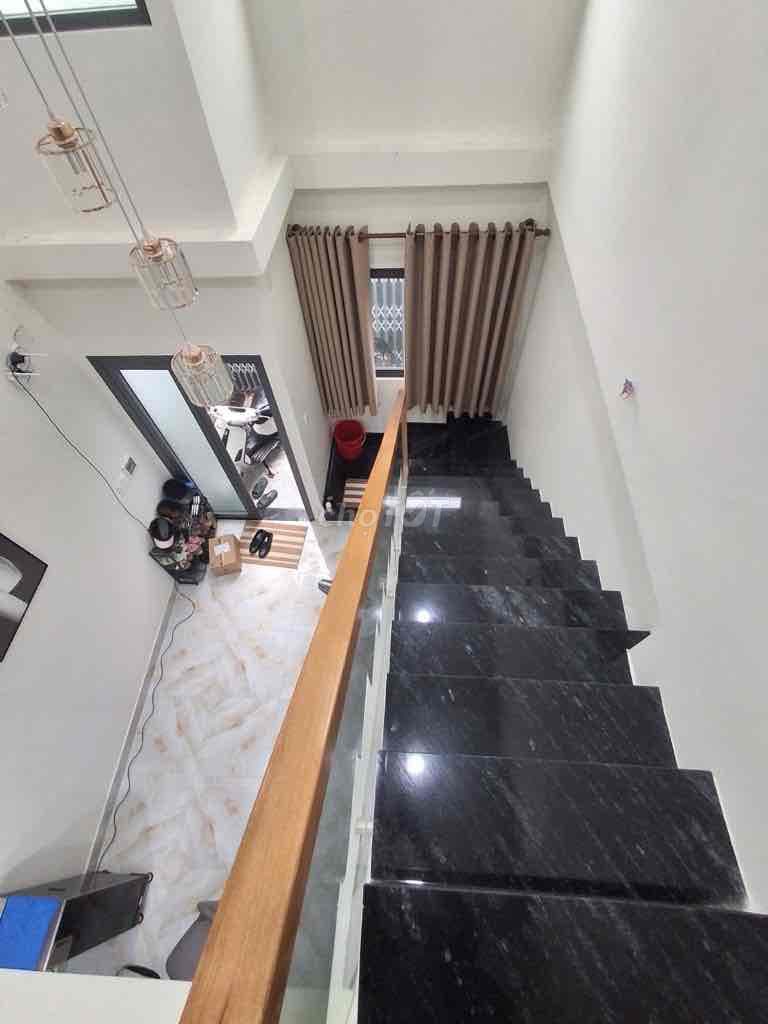 Bán Nhà Quận 1 - 2 Tầng - Ngay Trần Quang Khải - Chỉ 6 Tỷ - Ảnh 2