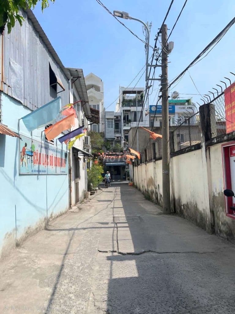 Bán Nhà 2 tầng – hẻm xe hơi – gần MT Lâm Văn Bền, Quận 7
