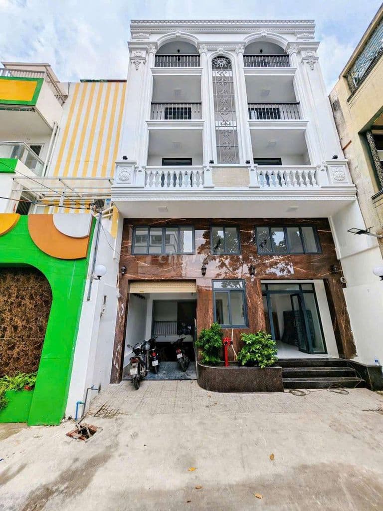 Bán tòa nhà 6 Tấm Có 22 Phòng Thu nhập 90tr/th