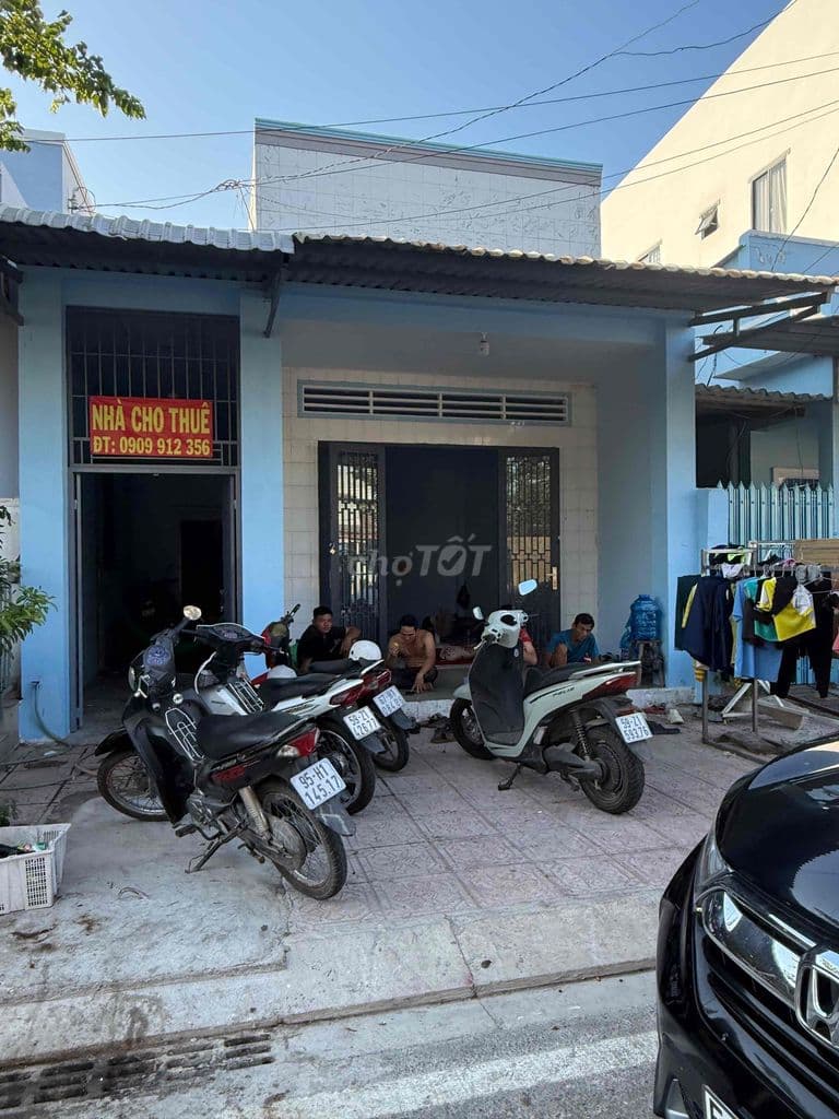 Bán nhà mặt tiền thị trấn cần Thạnh cần giờ 6x17 giá 6,8 tỷ