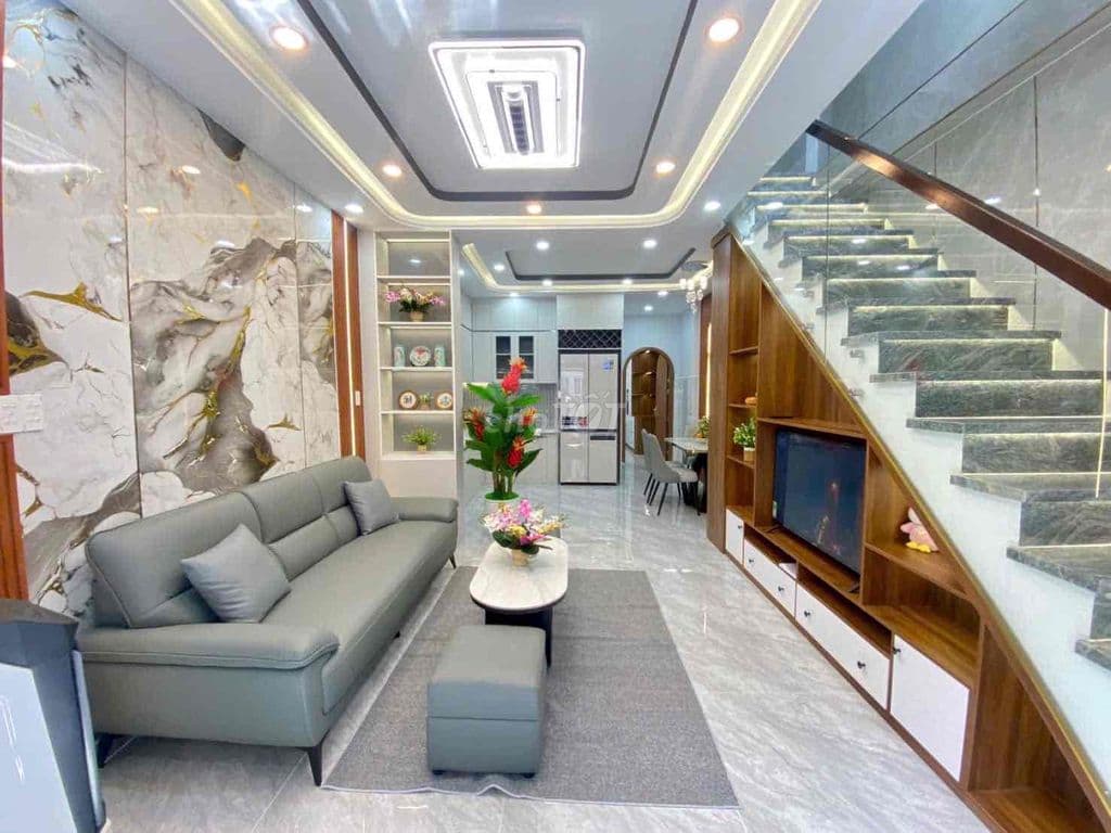 Nhà 373/172 Lý Thường Kiệt phường 8 Tân Bình, 4.1x12m, 50m2, 2 tầng fu