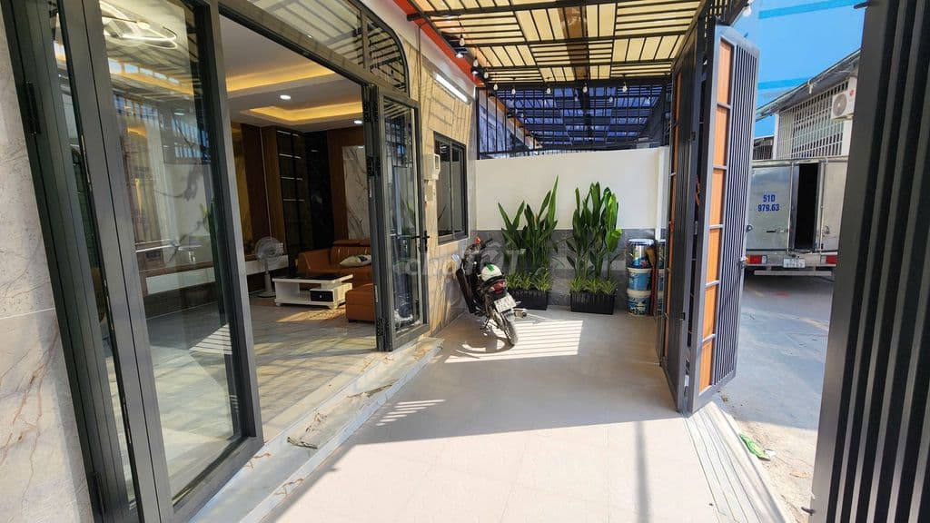 GẦN CHỢ MINH PHÁT, TX22, Q12 - 7MX10M – 4PN CÓ PHÒNG NGỦ DƯỚI TRỆT - Ảnh 3