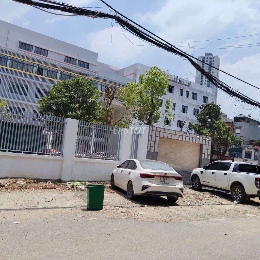 Bà Triệu lô góc 50m mt4.7m 5t,trước nhà rộng,ngõ nông,vài bước ra phố - Ảnh 3