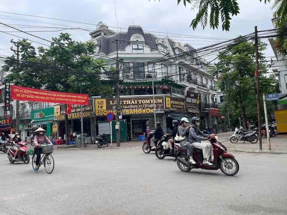 BIỆT THỰ-PHÙNG KHOANG-Đẹp không tỳ vết-Giá chỉ nhô 200 triệu/1m2.