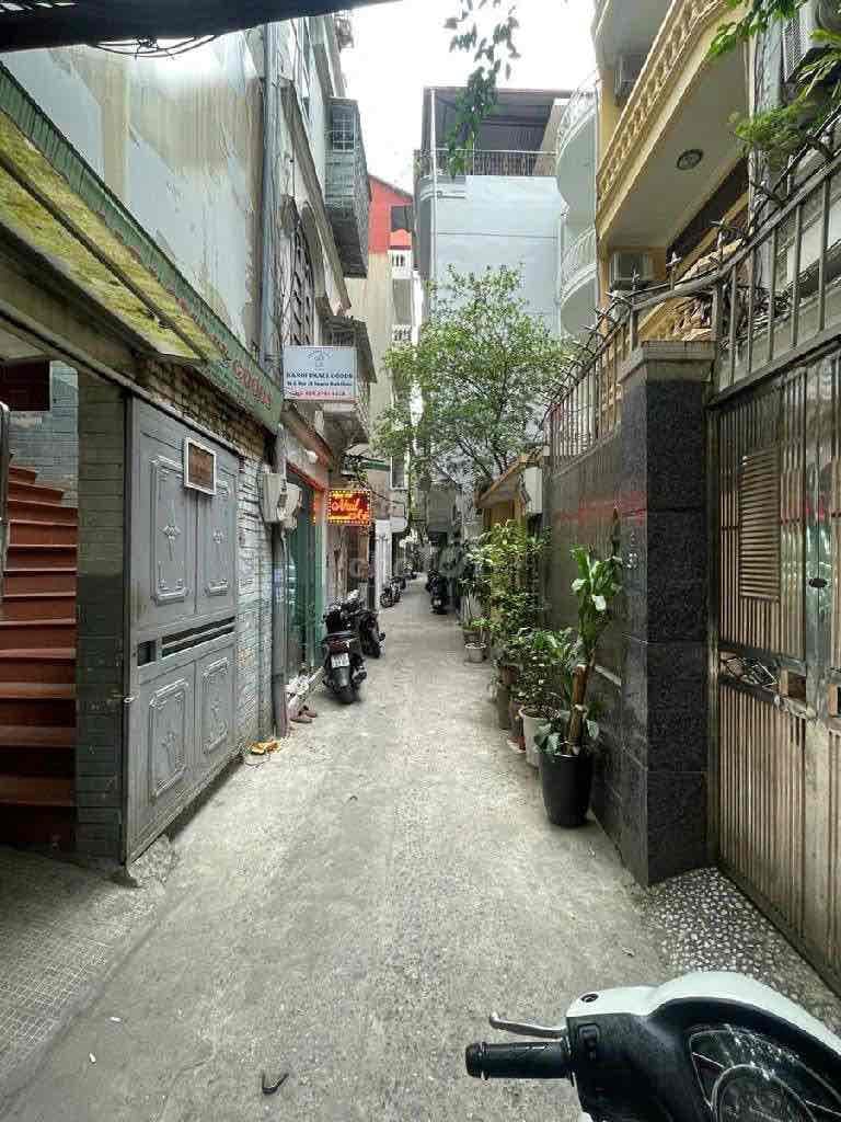 7,45TỶ -PHỐ MINH KHAI -40mx5tầng THANG MÁY -KINH DOANH