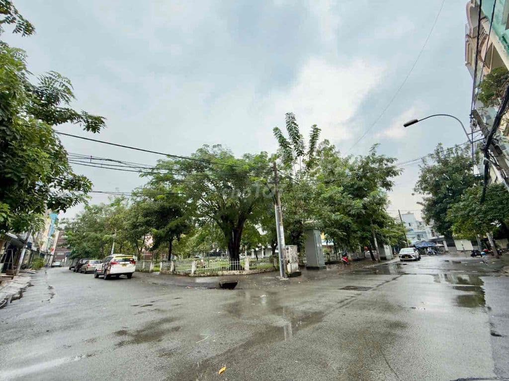 NHÀ ĐẸP HẺM XE HƠI THÔNG 2 CHIỀU