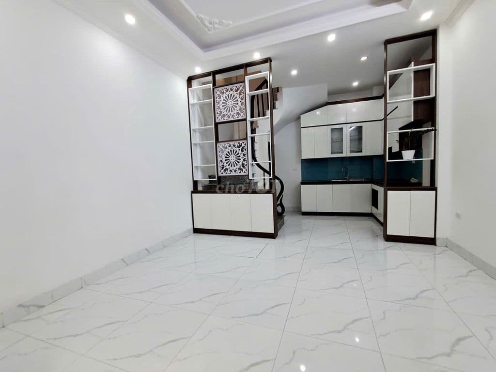 7.3 TỶ – 30M2 – 5 TẦNG MỚI – SÂN RỘNG – TRẦN KHÁT CHÂN – LÒ ĐÚC - Ảnh 2