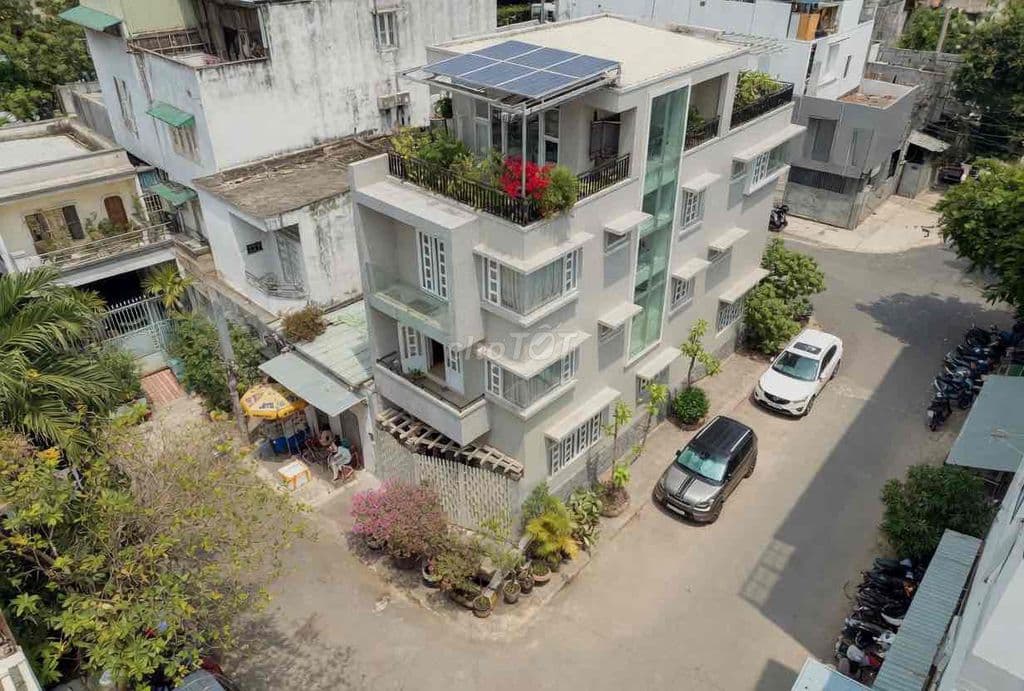 🔥 Ngay sát Gigamall, ĐH Luật, Phạm Văn Đồng — nhà 3 tầng hiếm bán tron