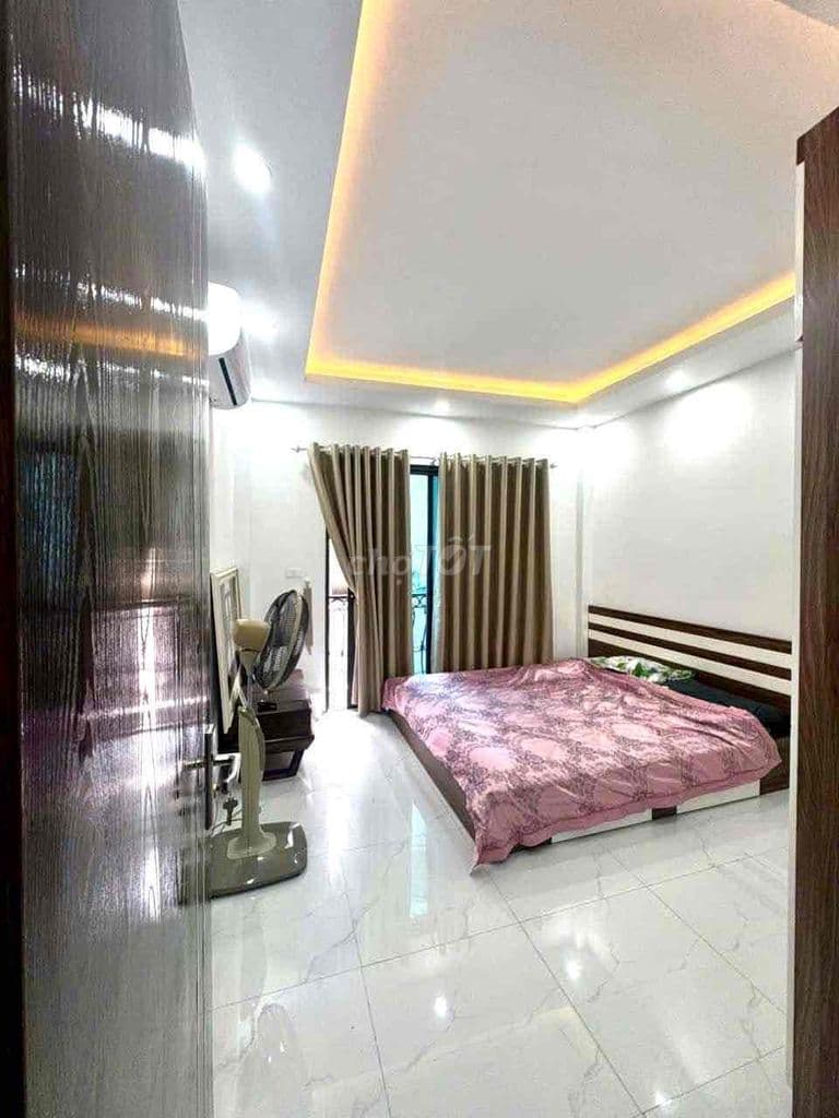 20m ra oto đỗ phố Thanh Lân 34m2 x5T giá 5 tỷ sổ đỏ CC dân xây nông có - Ảnh 3