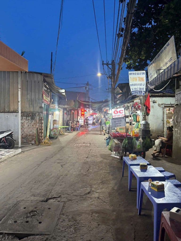 MẶT TIỀN CHỢ PHẠM HÙNG – VỪA Ở VỪA KINH DOANH CHỈ 2 TỶ 650 TRIỆU - Ảnh 2