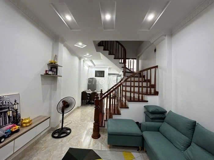 Tôi Chính Chủ Bán nhà 45M2 5 Tầng Nhỉnh 9 Tỷ Thoáng Dòng Tiền 30TR ÔT - Ảnh 2