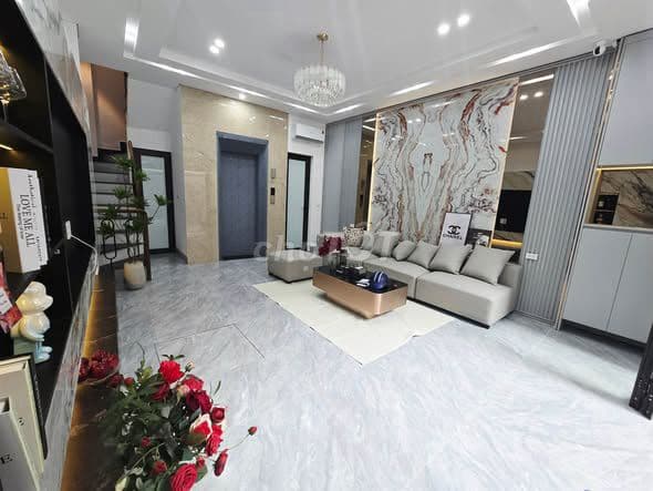 bán nhà 6 tầng Ba Đình mặt tiền 5m