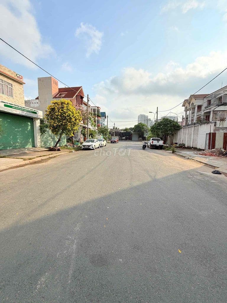 Bán Đất Mặt Tiền Kinh Doanh Đường 20m Khu Bên Sông