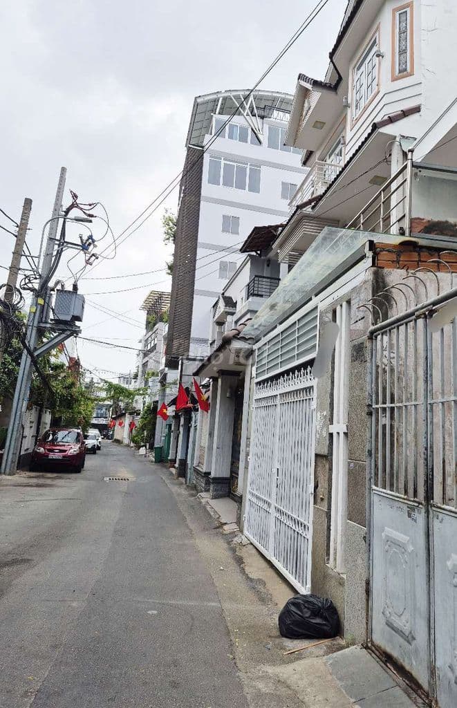 BÁN GẤP, NGAY ĐH NGOẠI THƯƠNG, nhà hẻm xe hơi DT 75m, P25 Bình Thạnh