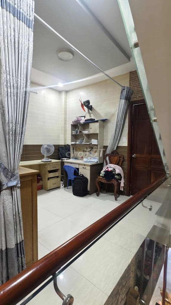Hạ Giá Bán Gấp Nhà Mới Đẹp Hẻm 888// Lạc Long Quân P.8 Tân Bình.