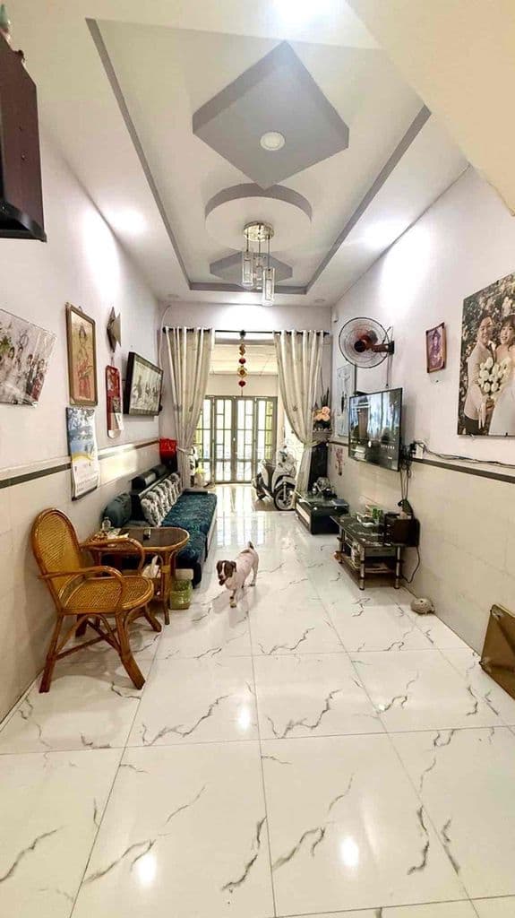Bán nhà hẻm ô tô Quận 7, 1 trệt 2 lầu, 7PN, gần Q4 – giá tốt - Ảnh 3