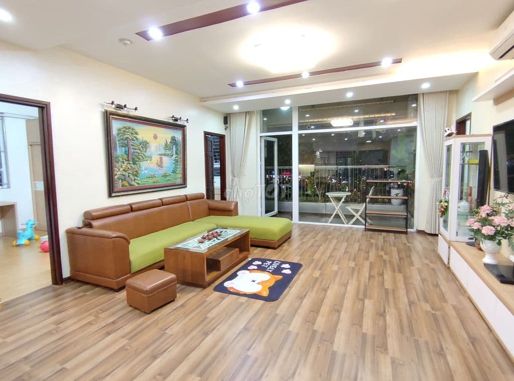 CC Bán căn góc hướng Nam tầng 20 diện tích 134m2 đẹp nhất Dream Town