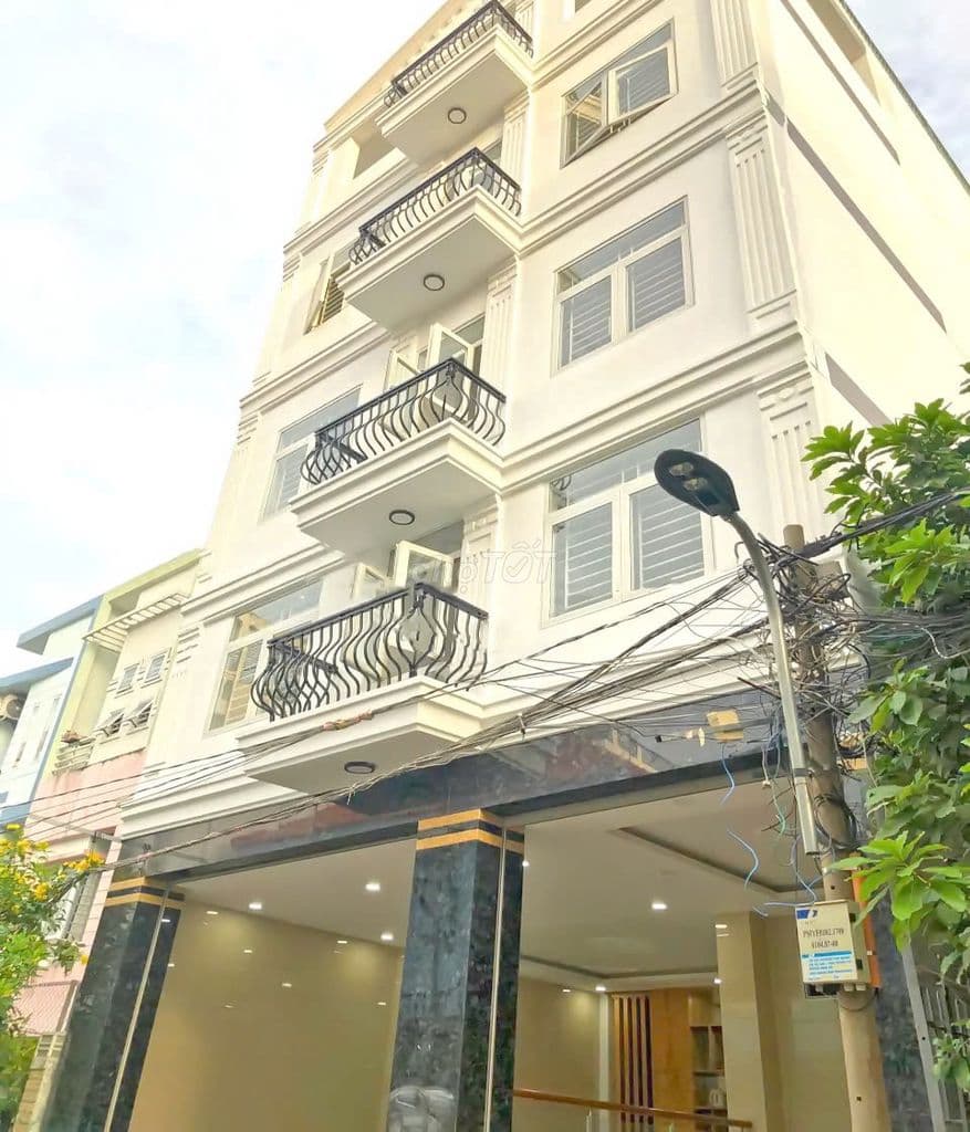 ✅✅CĂN HỘ DỊCH VỤ 8x30M HẦM 5 LẦU THU NHẬP 200TR/THÁNG HẺM LÊ THỊ CHỢ