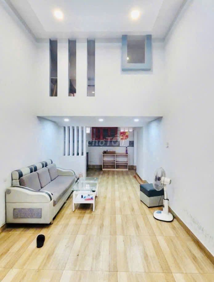 Gấp bán "7 tỷ giảm vể 6.6 Tỷ" - Bán nhanh nhà căn góc 3 tầng 52m2 P.7