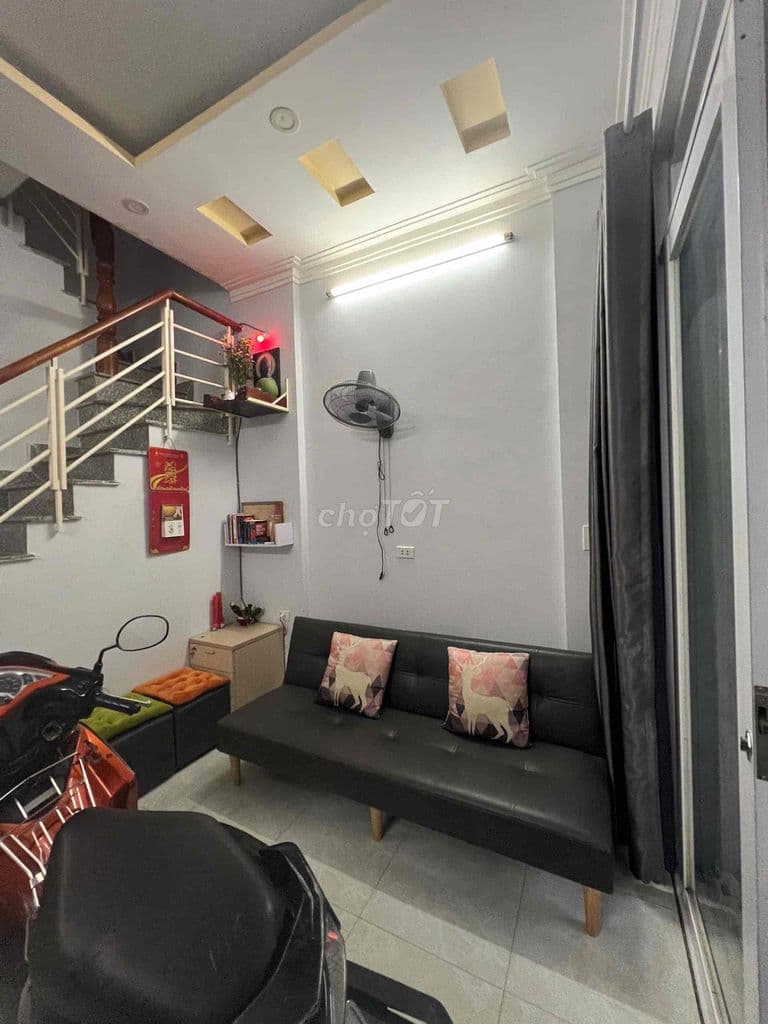 NHÀ RỘNG RÃI NGAN 4,5 x 8M. 1 lầu Đường huỳnh tấn phát , có sổ hồng. - Ảnh 3