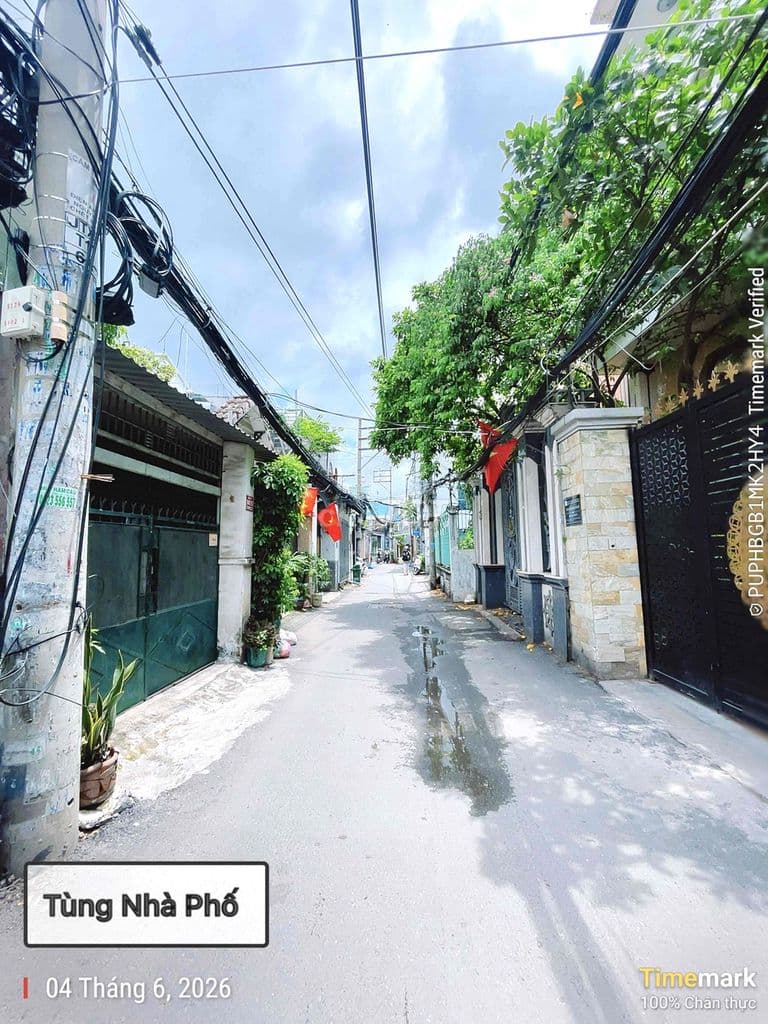 SÁT HXH NGAY HIM LAM, 4 TẦNG, 55M2 SÀN, SHR, KHÔNG QH, GIÁ 2.x TỶ