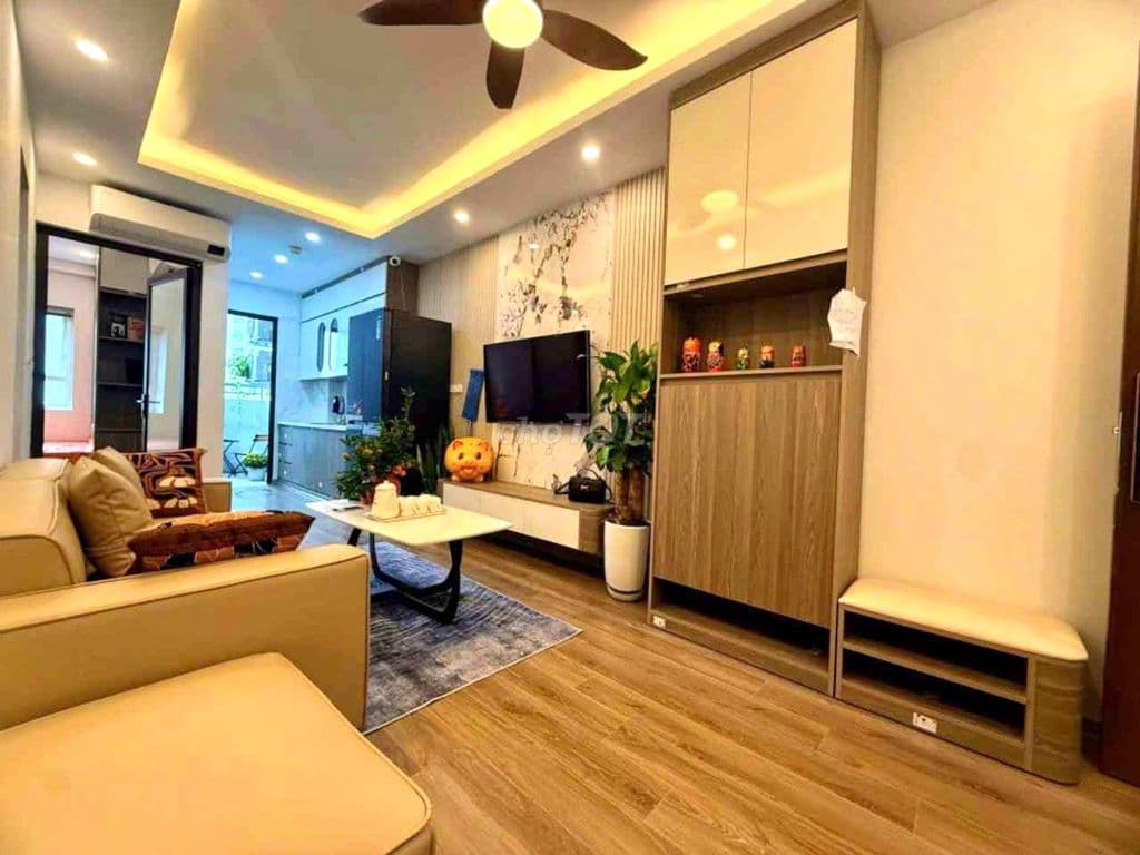 Bán căn hộ Cầu Giấy, 50m2, hơn 4 tỷ
